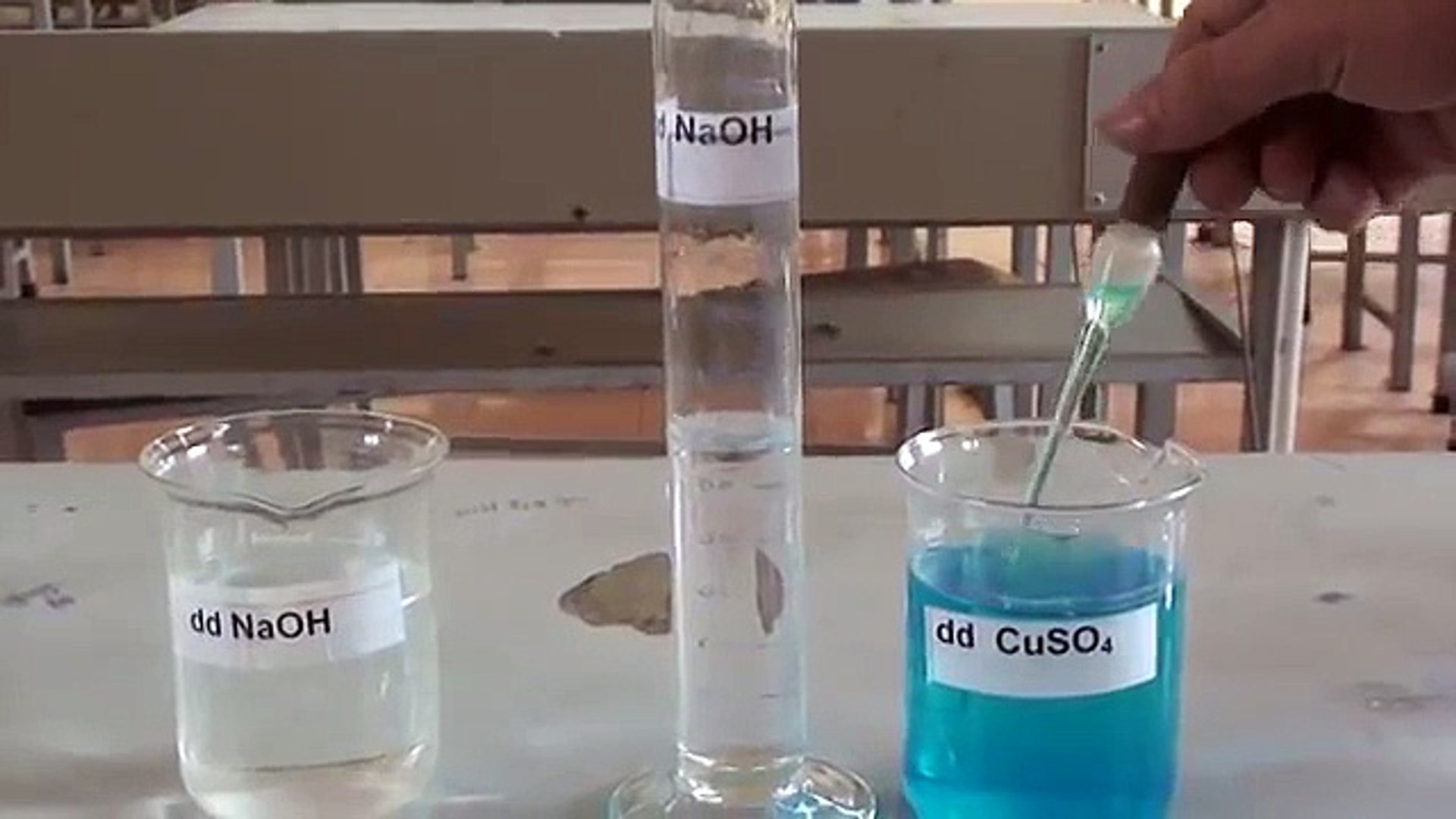 Cuso4 hcl h2so4 cu. Cuso4+NAOH. Cuso4 NAOH раствор. Щёлочь NAOH. Формальдегид cuso4 NAOH.