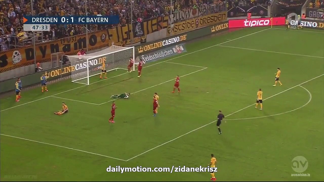 0-2 Arturo Vidal Amazing Goal _ Dynamo Dresden v. FC Bayern München 17.08.2015 HD
