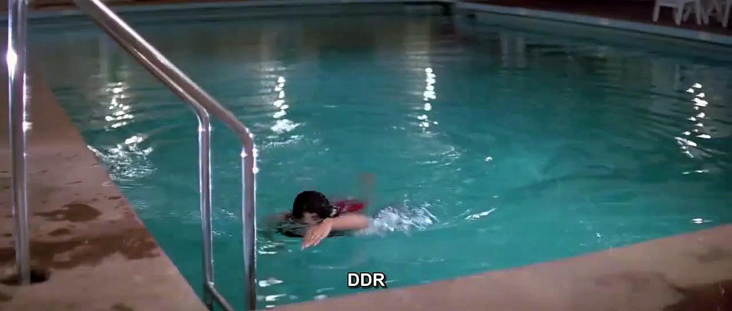 Juhi Chawla Sexy Swimsuit (HD720p) - video Dailymotion