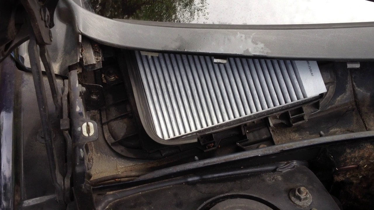 Renault Laguna - Changement filtre habitacle