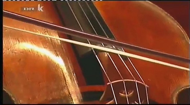 © Bach Suite in d-minor for cello no. 2 - Mischa Maisky