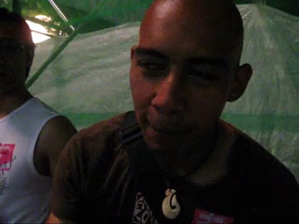 SINGfest - Sham waiting for Alicia Keys