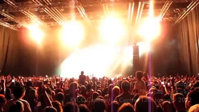 Foster The Poeple - Pumped Up Kicks Live in Malaysia