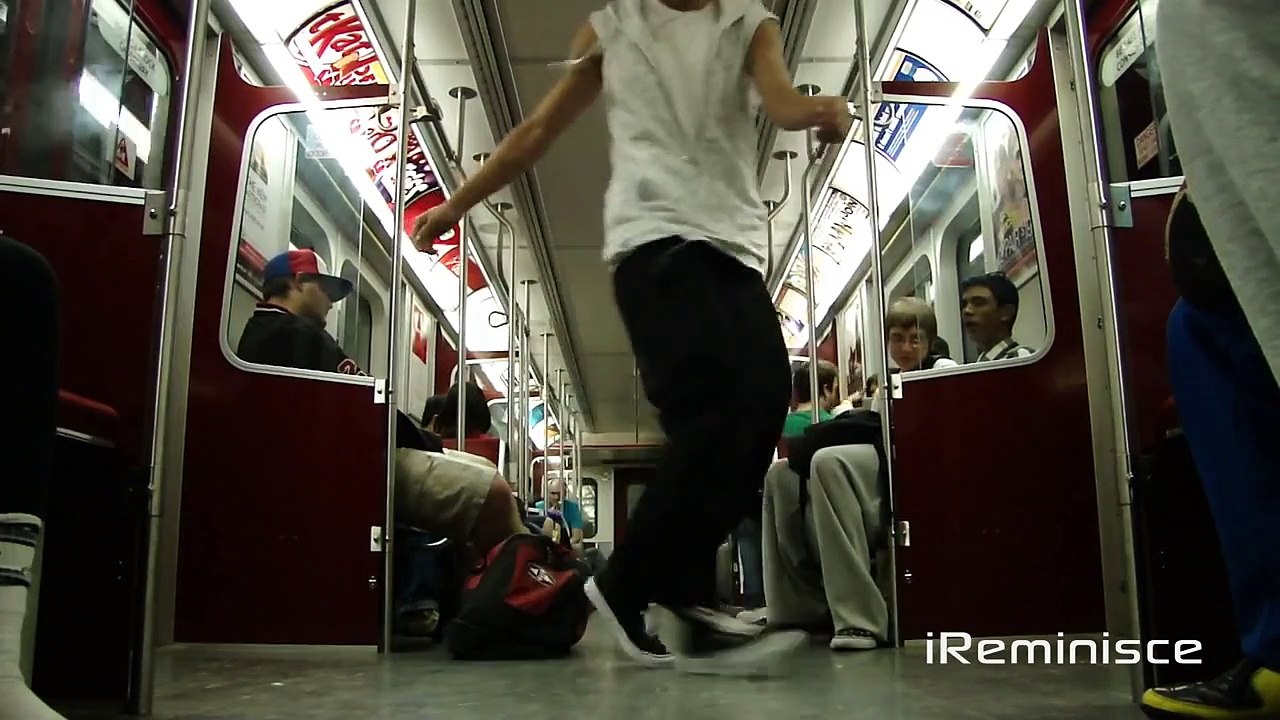 Cwalking On The TTC Subway Train!!!
