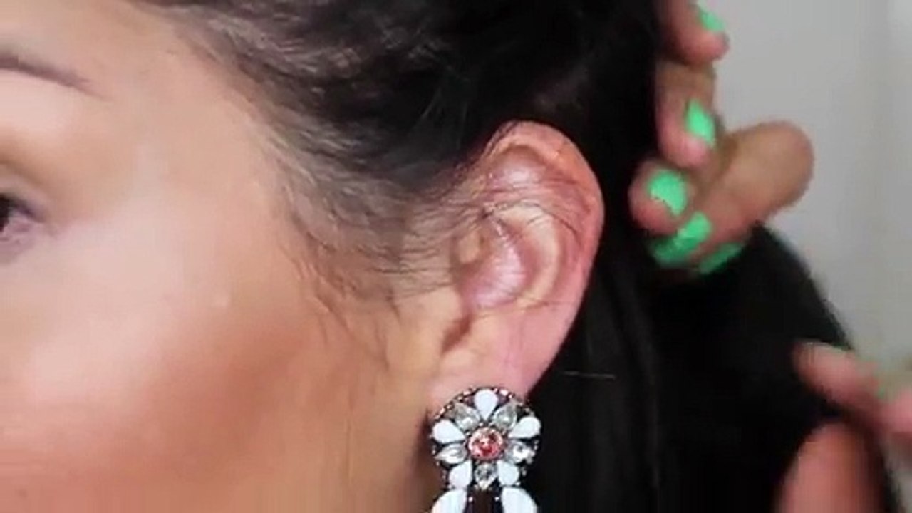 Easy Ponytail Hairstyles - Bubble Ponytail with Sccastaneda & BaubleBar