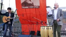 Jack Layton anniversary celebration (4)--Eric Peterson & Ron Sexsmith--Toronto City Hall-2012-08-22