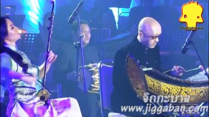 ขุนอิน  ระนาดเอก feat.  2 สาว เครื่องดนตรี จีน   มิตรภาพไทย-จีน 2015