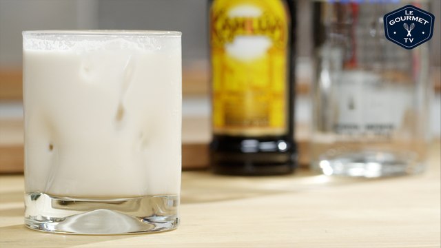 White Russian Cocktail Recipe - Le Gourmet TV
