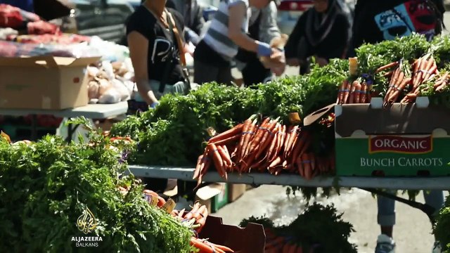 Sve više Amerikanaca čeka u redu za hranu