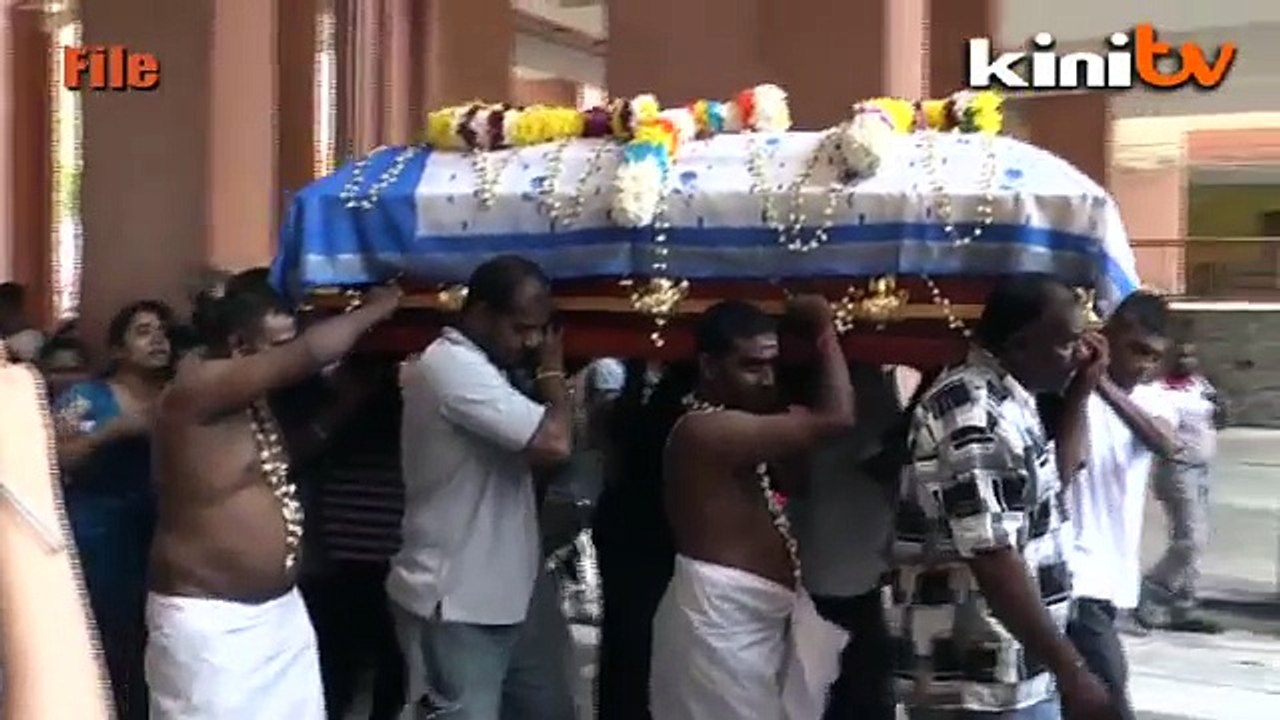 EAIC: Panel member no longer representing cop