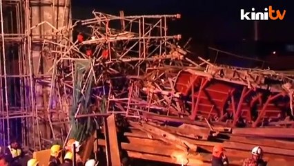 Police confirm three hurt in bridge collapse