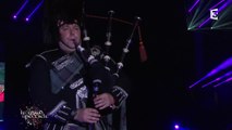 Andy Gibbs & pipe bands - Live @ Le grand spectacle