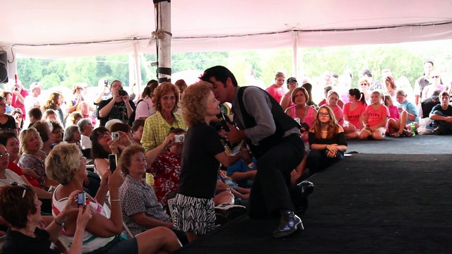 Dean Z sings 'It Hurts Me' Elvis Week 2015