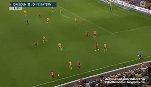 Arjen Robben and Pierre Hojbjerg Fantastic Attack - Dynamo Dresden v. FC Bayern München 17.08.2015 HD
