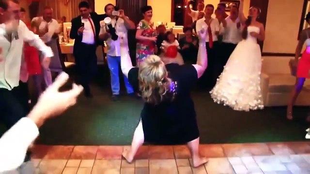 Crazy Dance Compilation || Best Girls Dancing || Смешные танцы пьяных || Танцы и тусовки