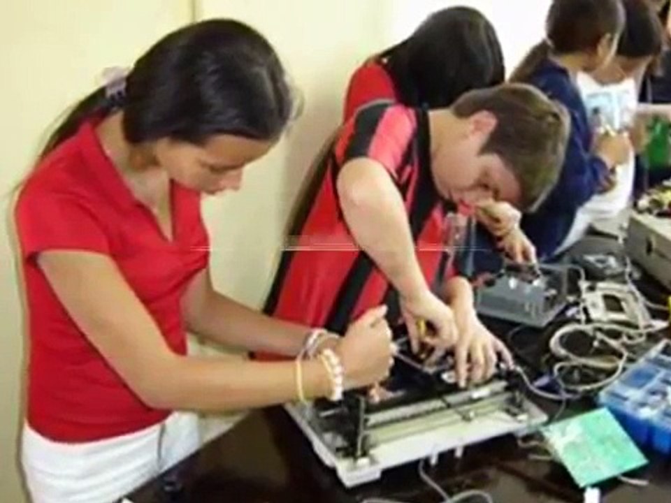 Robótica Educativa- Aprendizaje por Diseño (Costa Rica)