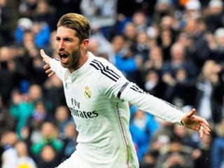 Sergio Ramos celebra renovação com Real Madrid com vídeo