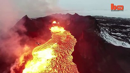 Imágenes de un "lago" de lava y fuego captadas por un dron