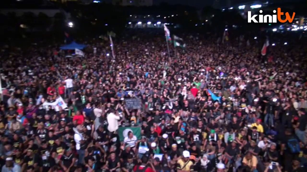 Suara Rakyat 505: Thousands 'light up' PJ rally despite crackdown fears