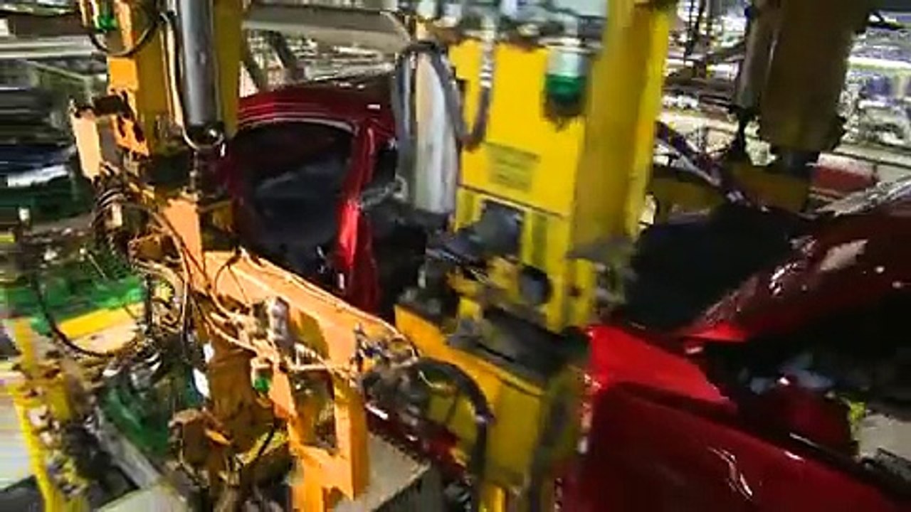A peek inside the Mazda6 production plant, Hofu 2 in Yamaguchi, Japan.