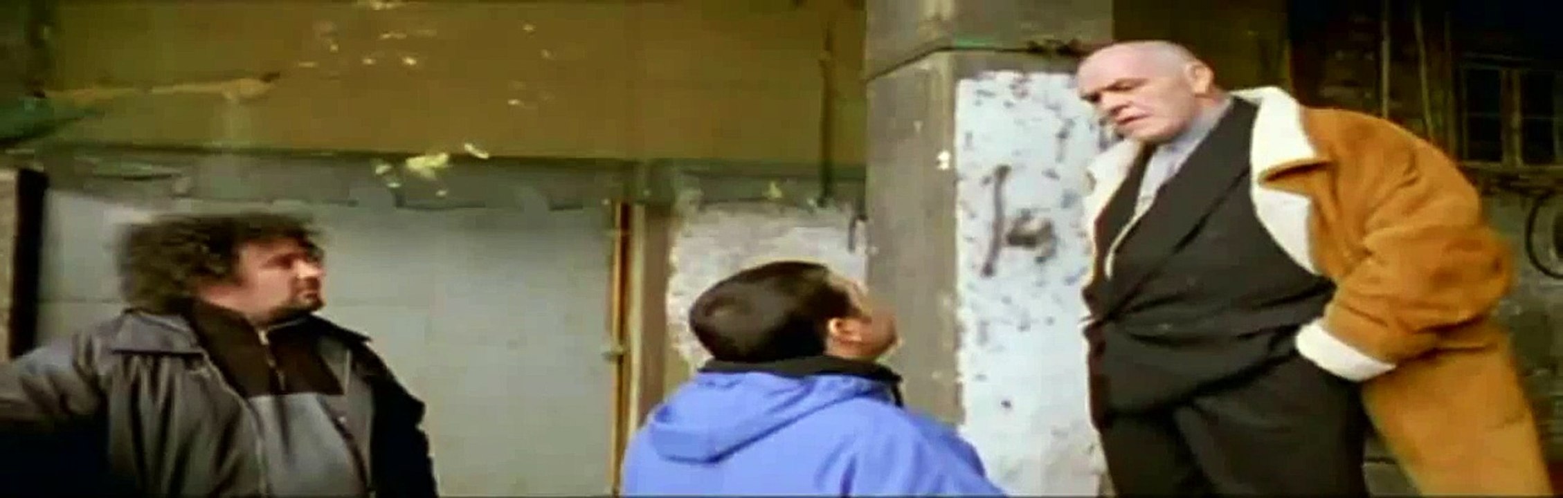 Lock stock & two smoking barrels - Funny Outtake