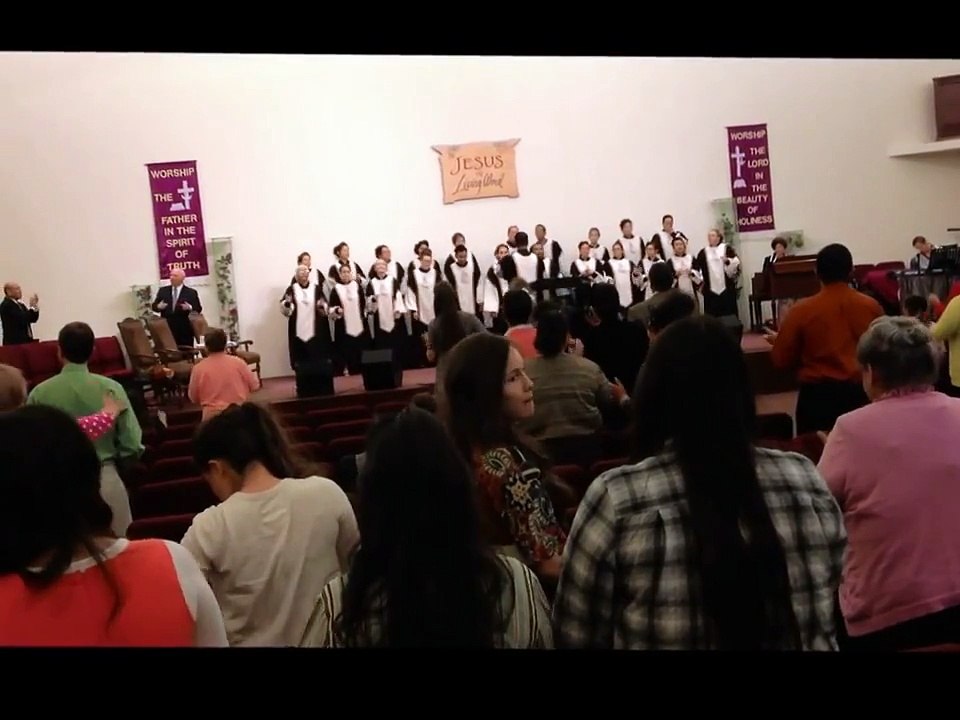 Living Word Church Sanctuary Choir: I Feel the Joy of the Lord