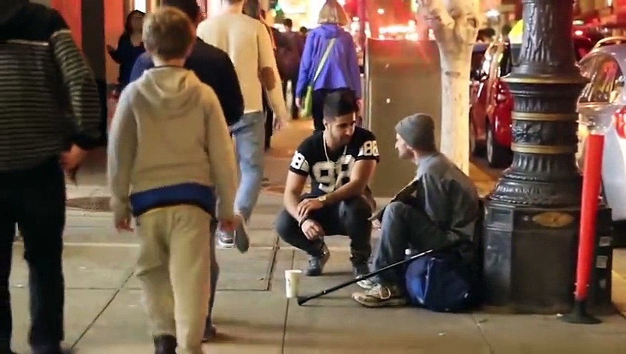 RICH vs POOR (SOCIAL EXPERIMENT) - Homeless Experiment