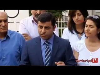 Demirtaş'tan referandum önerisi