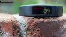 Garmin vívofit 2 vs. Jawbone UP3  |  Best Activity Trackers 2015