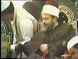How Nawaz Sharif is Taking Order from Tahir ul Qadri