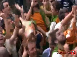 Geleneksel at yarışında iki jokey düştü