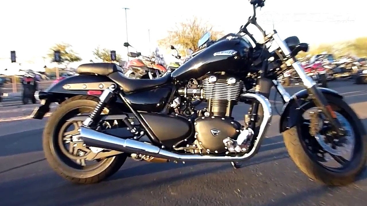 MotoUSA First Ride:  2011 Triumph Thunderbird Storm