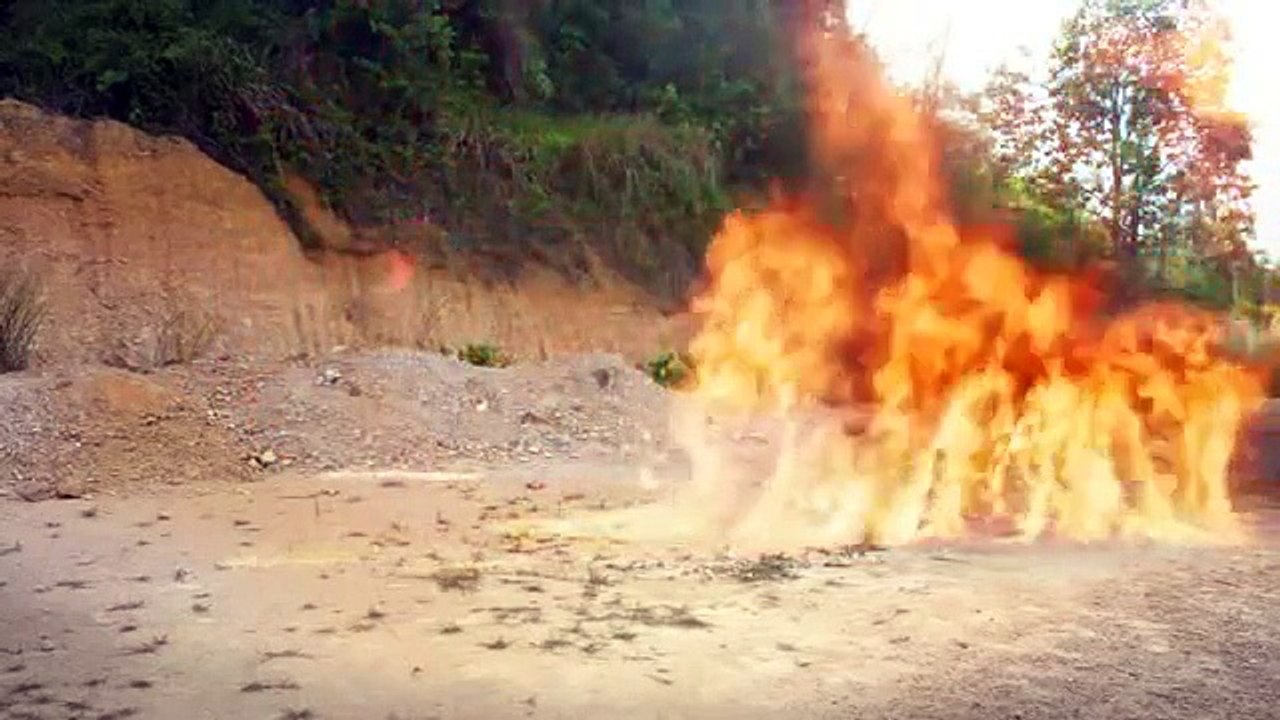 Power Ranger vs Kamen Rider Black RX 3d Animation ( Parody!!)