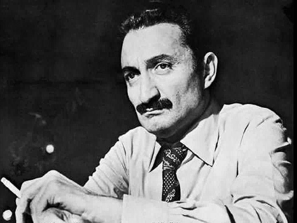 Bülent Ecevit - Adam Olmak