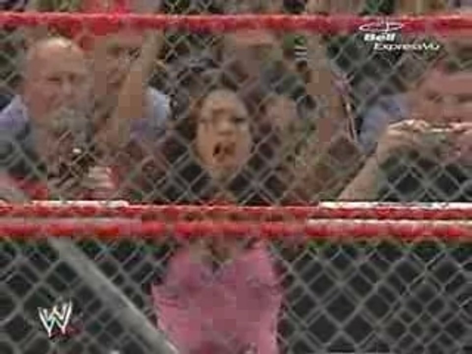 WWE.New.Years.Revolution.2007.part1 cage