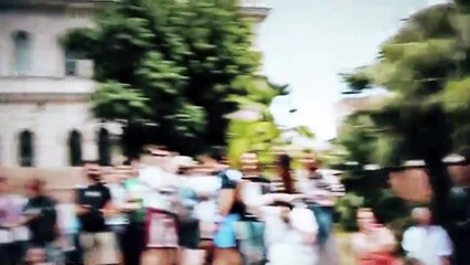 Makas ustası modacıdan sihirli dokunuşlar