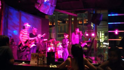 Guns N' Roses- Sweet Child O' Mine cover by Miguel Antonio with Energy