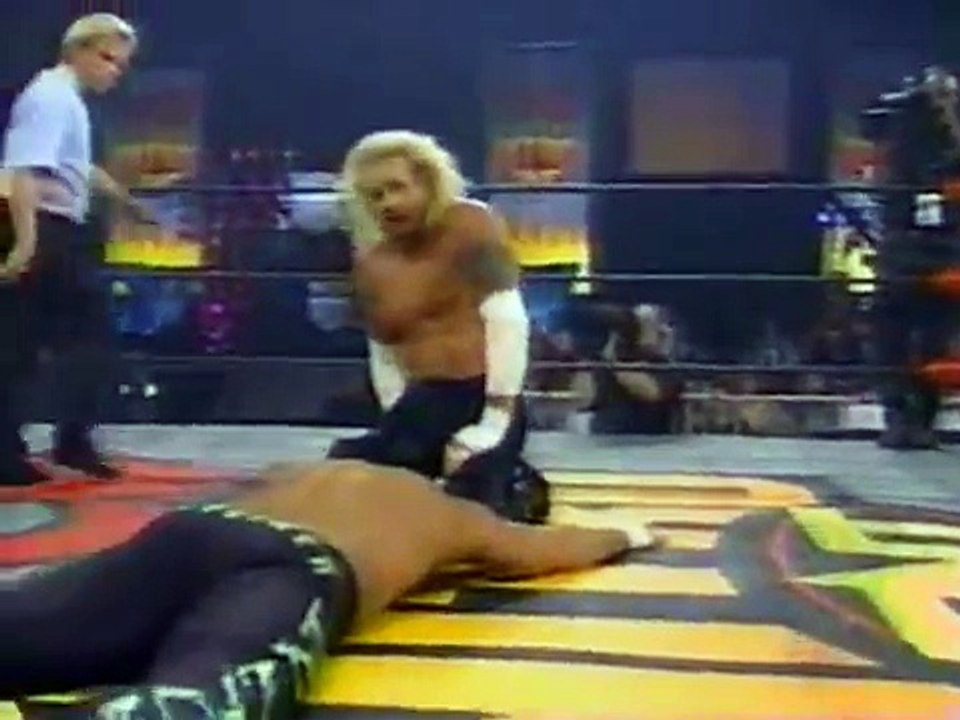 WCW DDP vs Kanyon & Flock, Goldberg saves, Nitro 05/10/1998