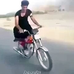 Funny Pakistani Guy Motorcycle Stunt Man Fail