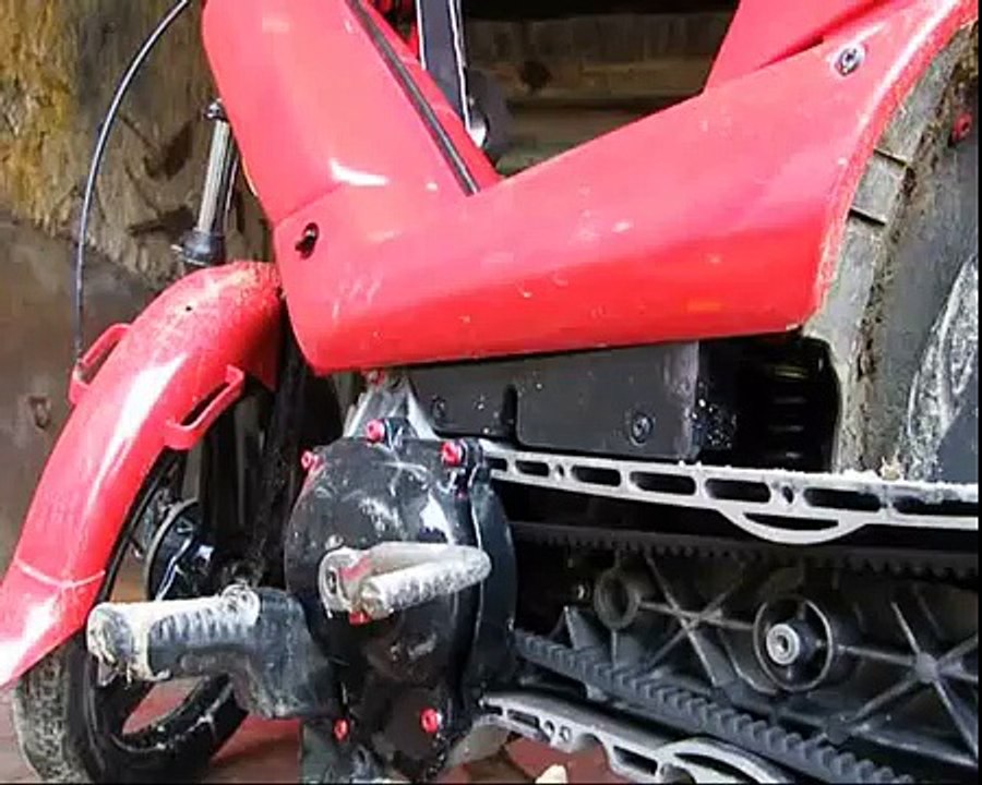 comment debrider une peugeot fox vario