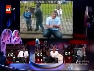 Tolga von Serkan is my Girl . In ATV In dem Wettbewerb - Cek Bakalim [31.07.2011]