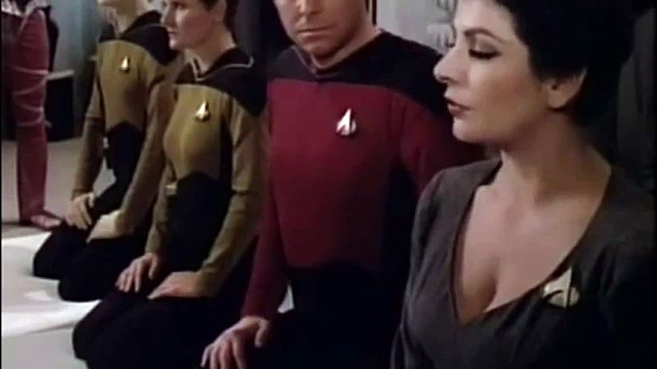 Star Trek TNG The Next Generation Marina Sirtis Deanna Troi cleavage C
