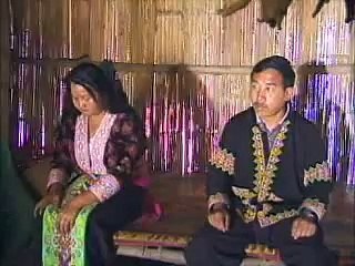 Nuj Nplhaib thiab Ntxawm Disc 1 Part 11 End