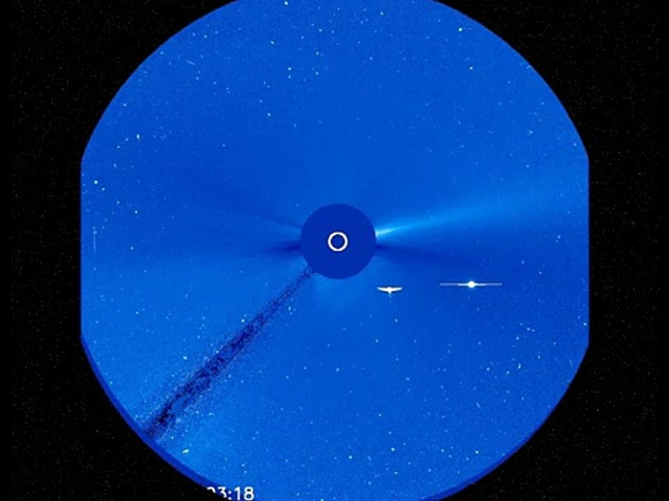 Nibiru caught on SOHO : Planet X Picture - Winged Globe