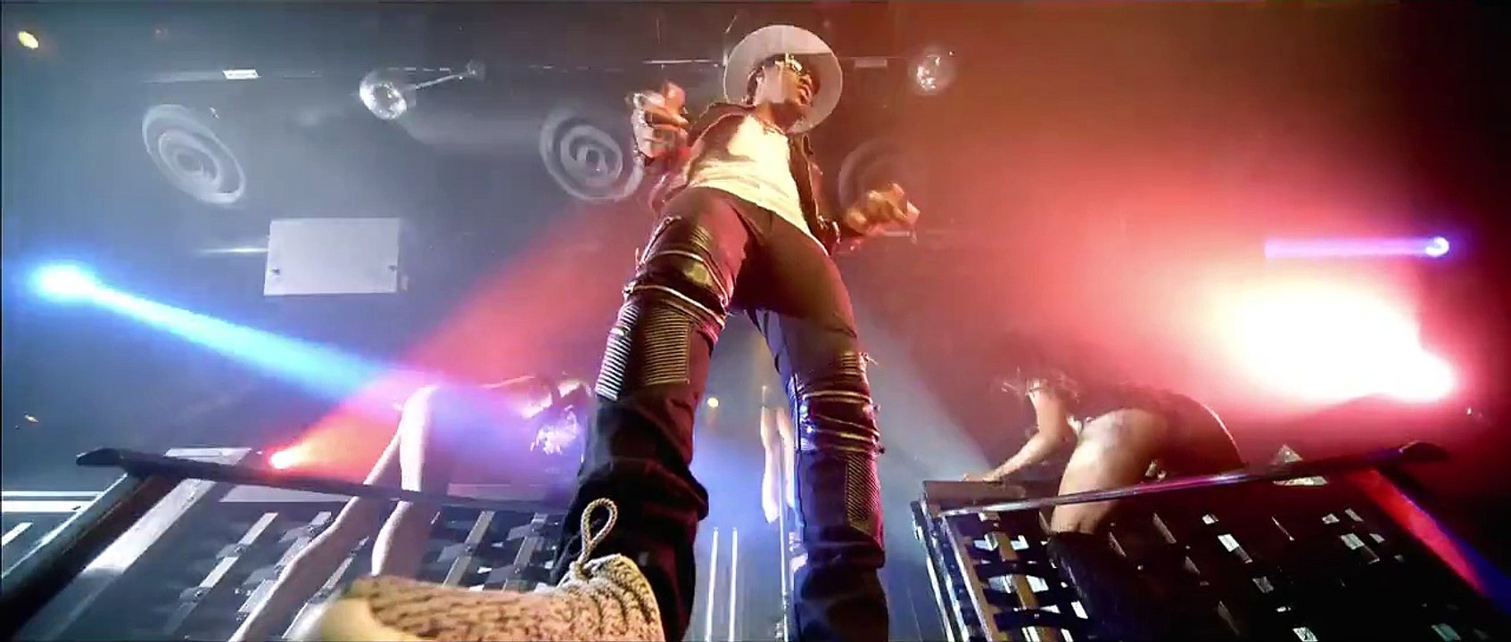 Mike WiLL Made-It - Drinks On Us (Explicit) ft. Swae Lee, Future