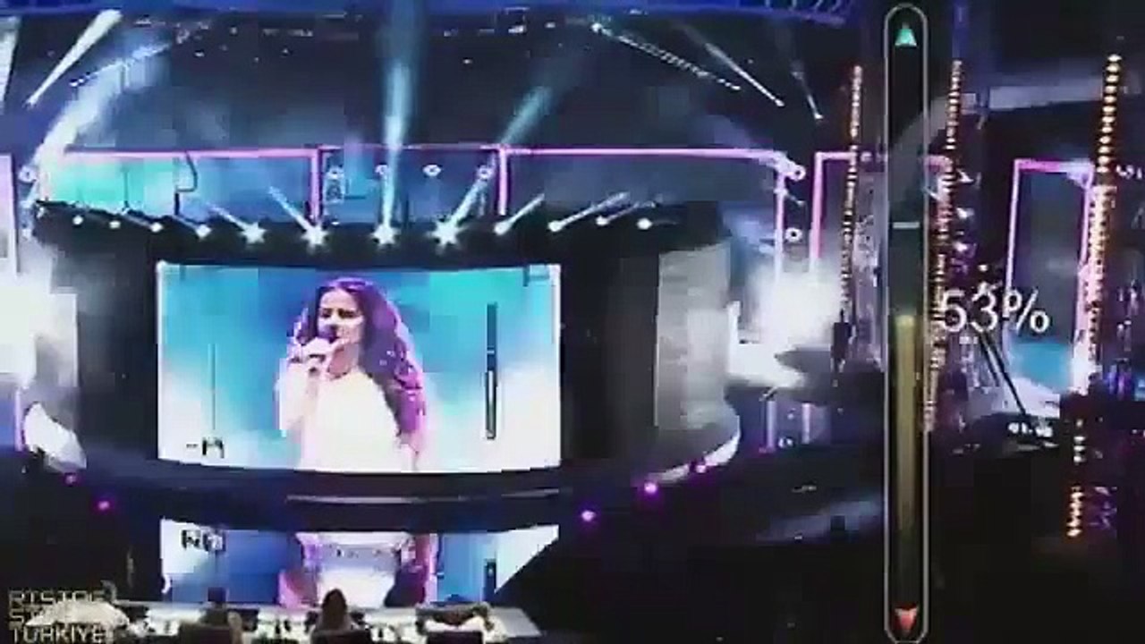 Görme Engelli Merve'den Müthiş Performans