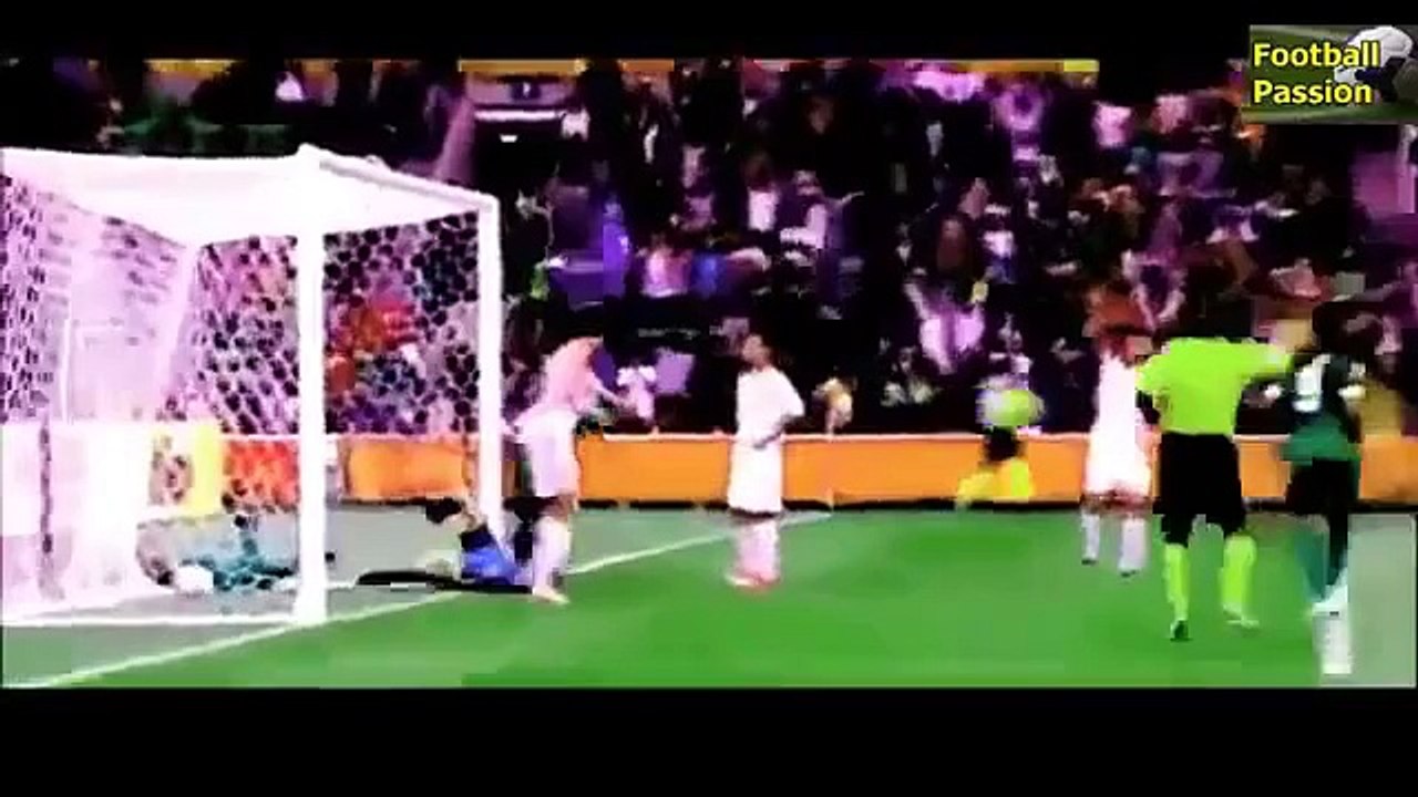 Funny Fails 2015  Goalkeeper & Penalties ✔ Football Funny Moments, Football Bloopers 2015