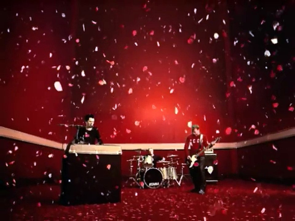 Muse - Feeling Good (Video)