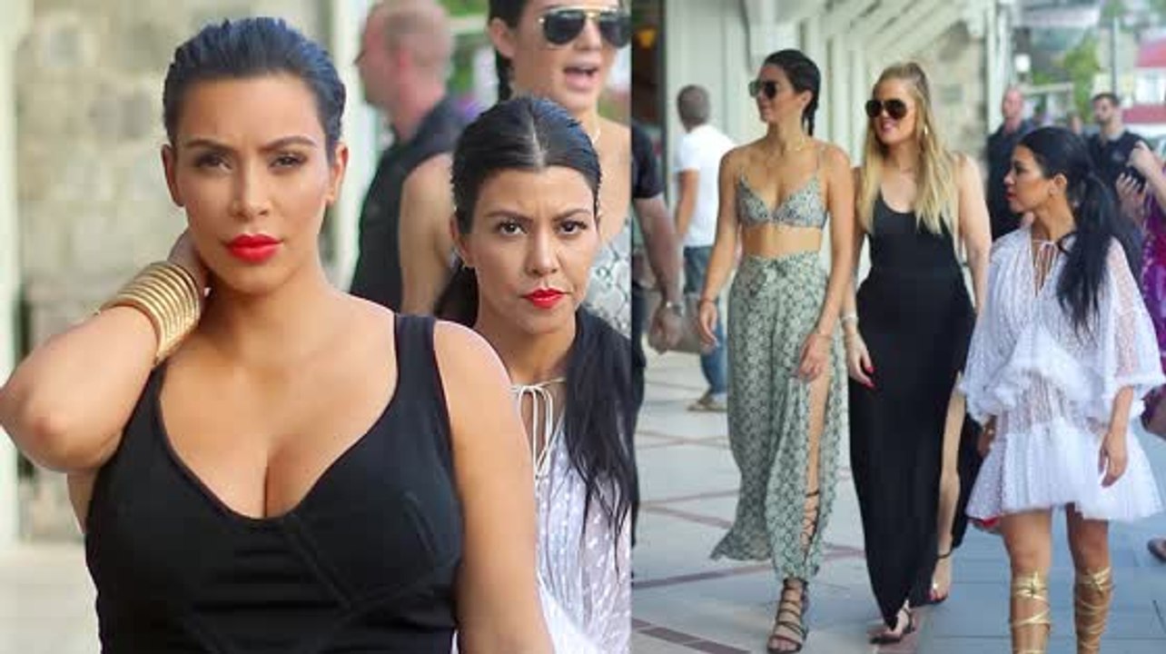 Kim Kardashian und ihre Familie machen Urlaub auf St.Barts