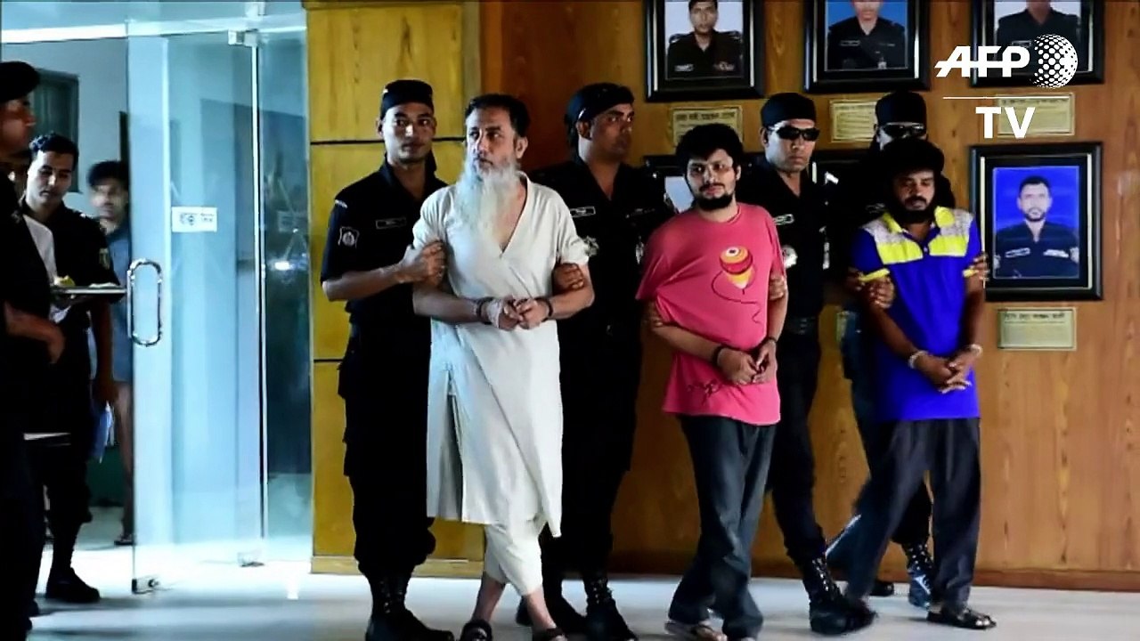 Bangladesh prende islamitas acusados pela morte de blogueiros